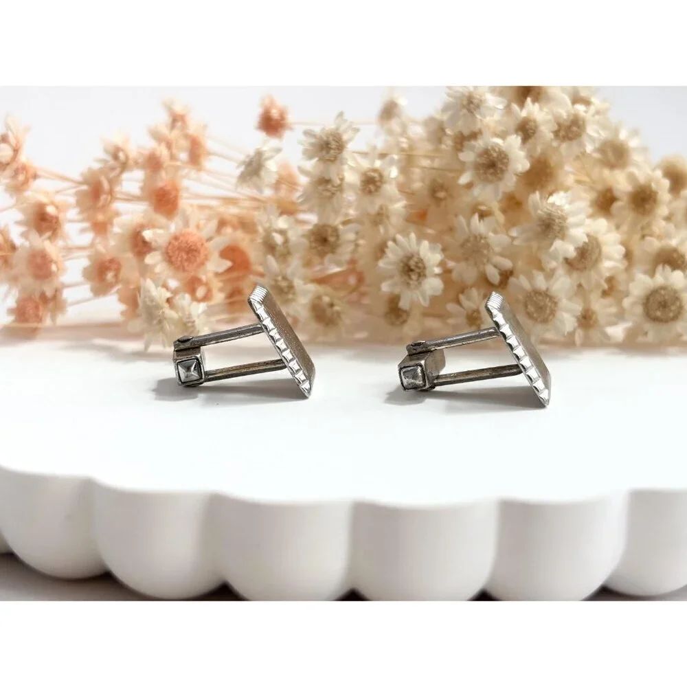 Art Deco Square Shaped Carved Sterling Silver Men's Classic Cuff Links